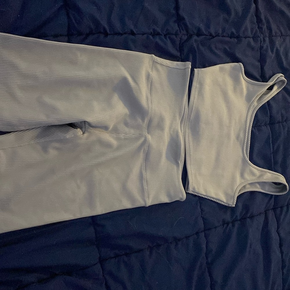 2 piece set